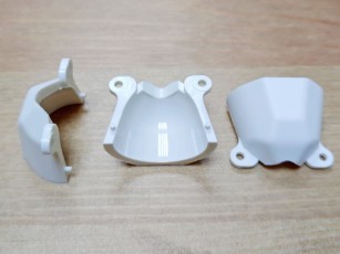 PES材質摩托車大燈高溫反光杯 - 耐高溫特殊工程塑膠射出成型